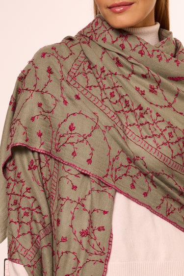 Cashmere Bordado chá verde