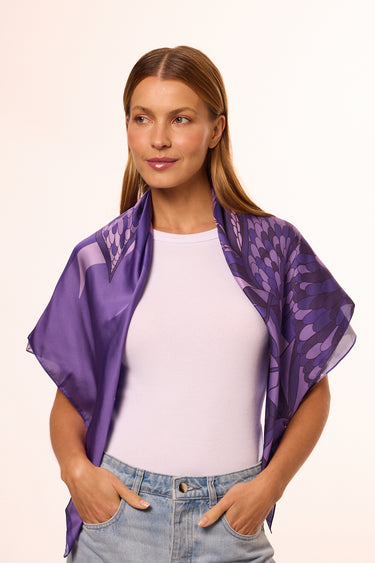 Lenço Ramos de Púrpura roxo em cetim de poliéster | 90x90cm