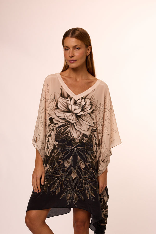 Kaftan curto de seda Empodere-se