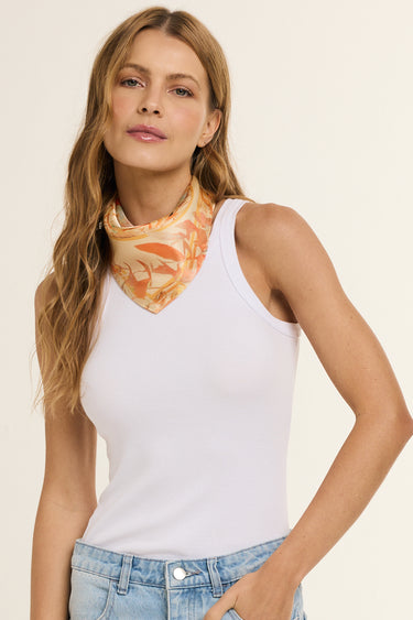 Lenço Reino Dourado em cetim de seda | 40x40cm