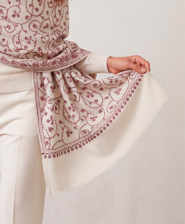 Cashmere Bordado off white/vermelho