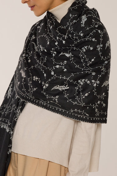 Cashmere luxo Bordado preto/branco