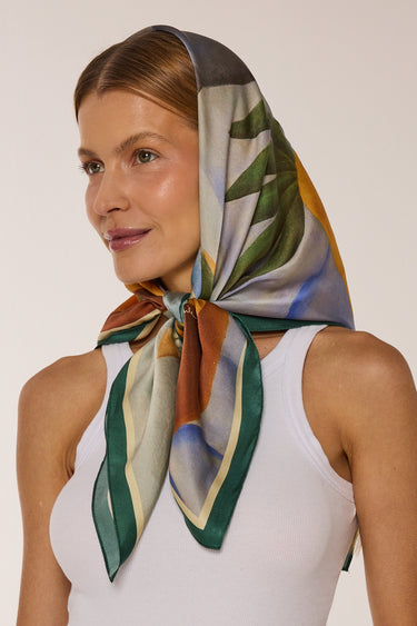 Lenço Vendedor de Frutas em cetim de seda | 90x90cm