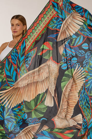 EMPOWER YOURSELF IN SILK SATIN | 65x65cm