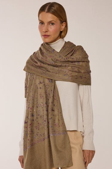 Cashmere Bordado verde oliva