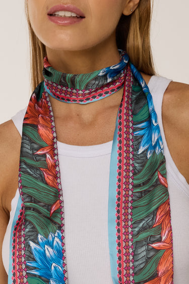 Twilly Croco Bromélia azul em cetim de poliéster | 8x130cm