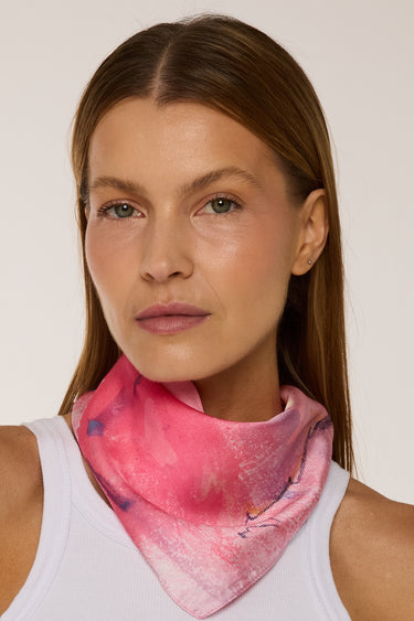 Lenço Leveza que Fica em cetim de poliéster | 50x50cm