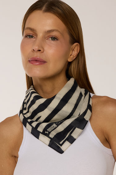 Bandana Bravio em algodão | 65x65cm