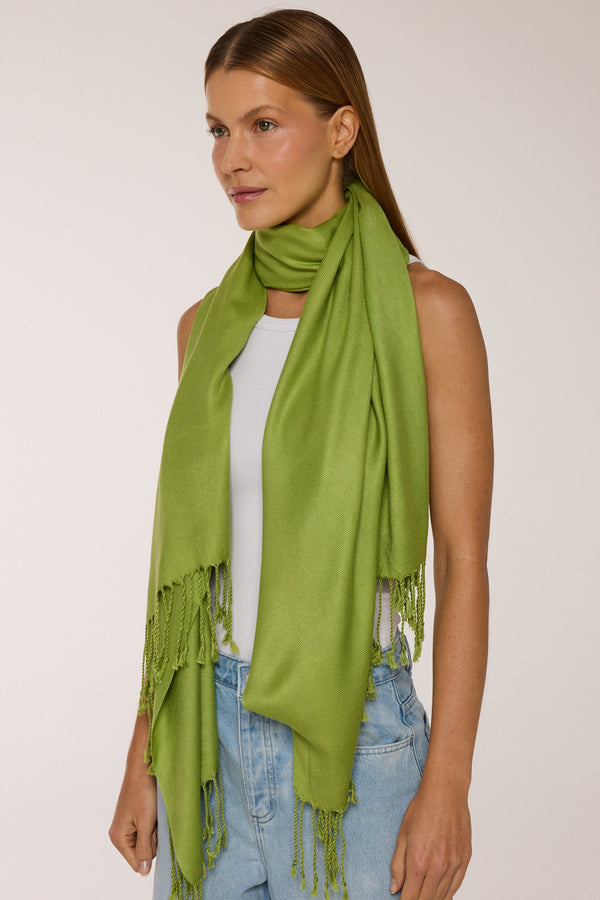 Pistachio green viscose pashmina | 70x180cm