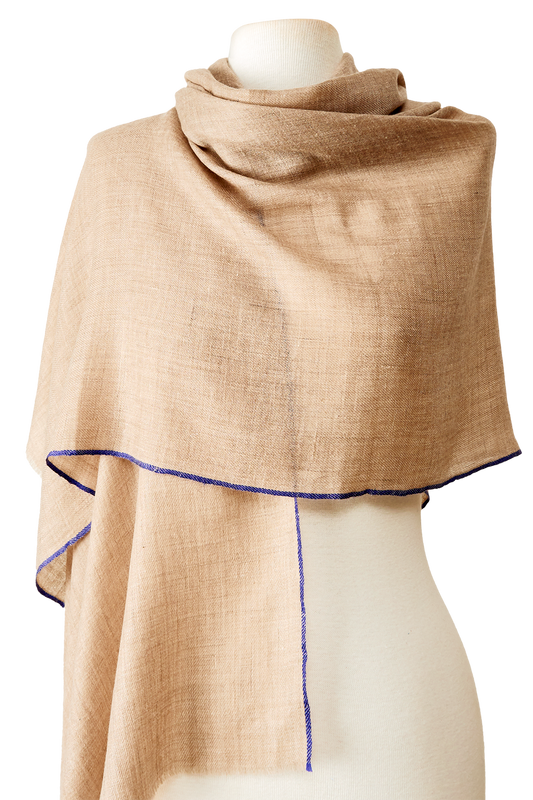   - Cashmere Premium Unique areia detalhe roxo- Scarf Me 