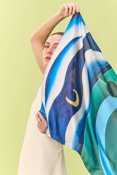 Lenço A Lua em cetim de poliéster | 70x70cm