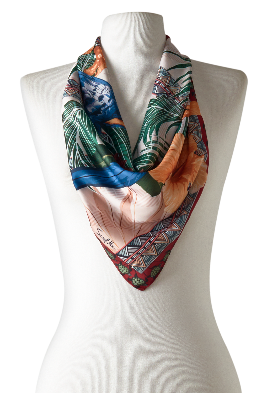 Greta navy scarf in polyester satin | 70x70cm - Scarf Me