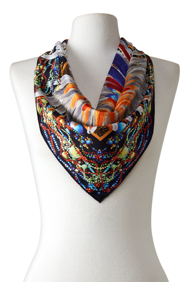   - Lenço Cocar em twill de seda | 65x65cm- Scarf Me 