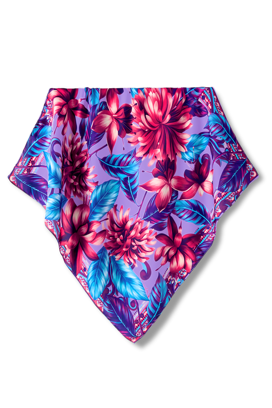   - Lenço Flor Flamingo lavanda em cetim poliéster | 50x50cm- Scarf Me 