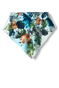   - Lenço Folhagem Amazônia em cetim poliéster | 50x50cm- Scarf Me 