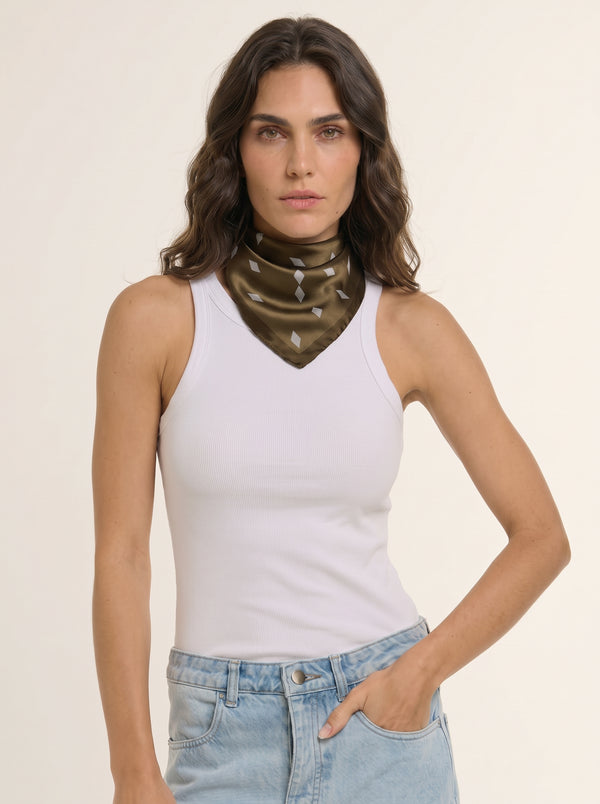 Losango green double-sided scarf in silk satin | 40x40cm