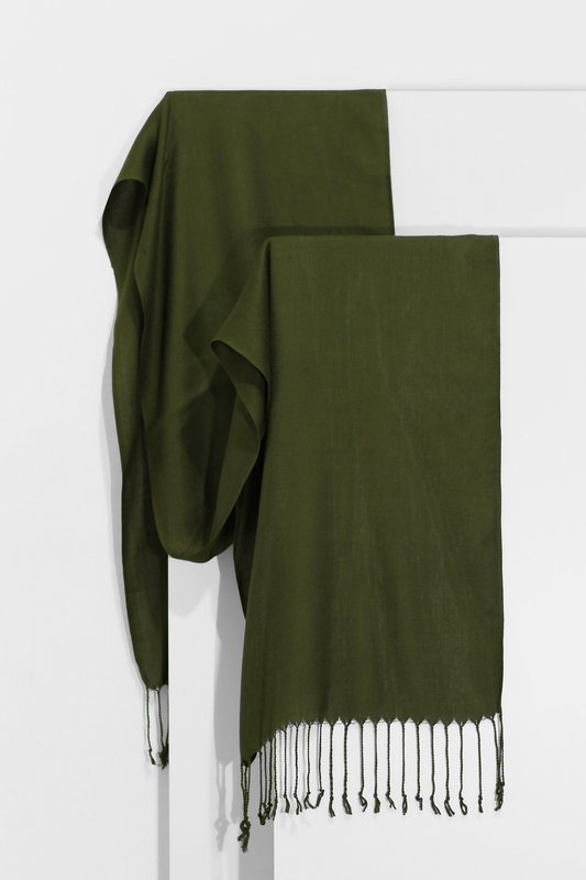   - Pashmina Leve de viscose verde militar | 35x180cm- Scarf Me 