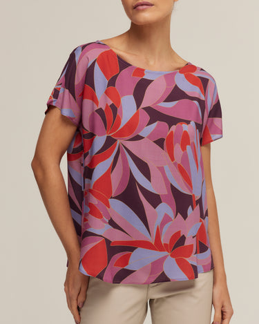 Camiseta Traços de Coragem