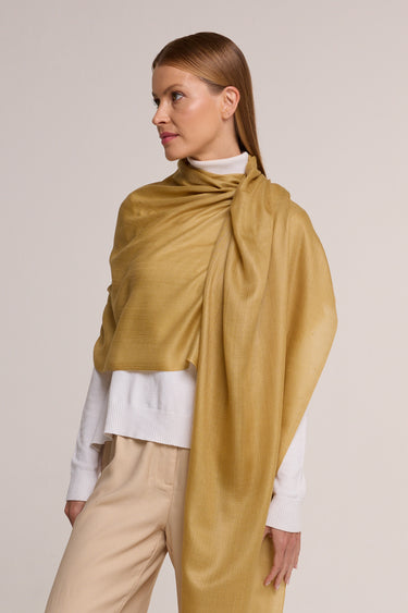 Cashmere Baby dourado