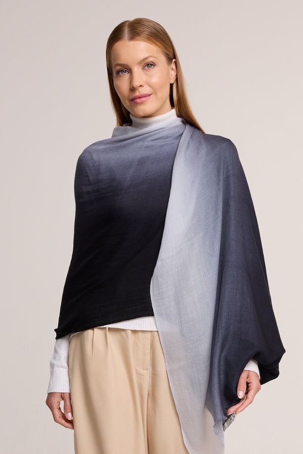 Black ombré cashmere