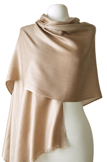 Cashmere Diamante nude
