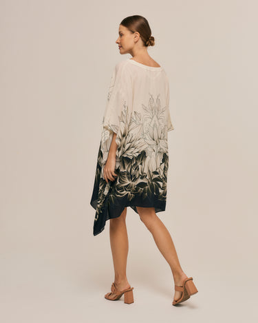 Kaftan curto de viscose Empodere-se