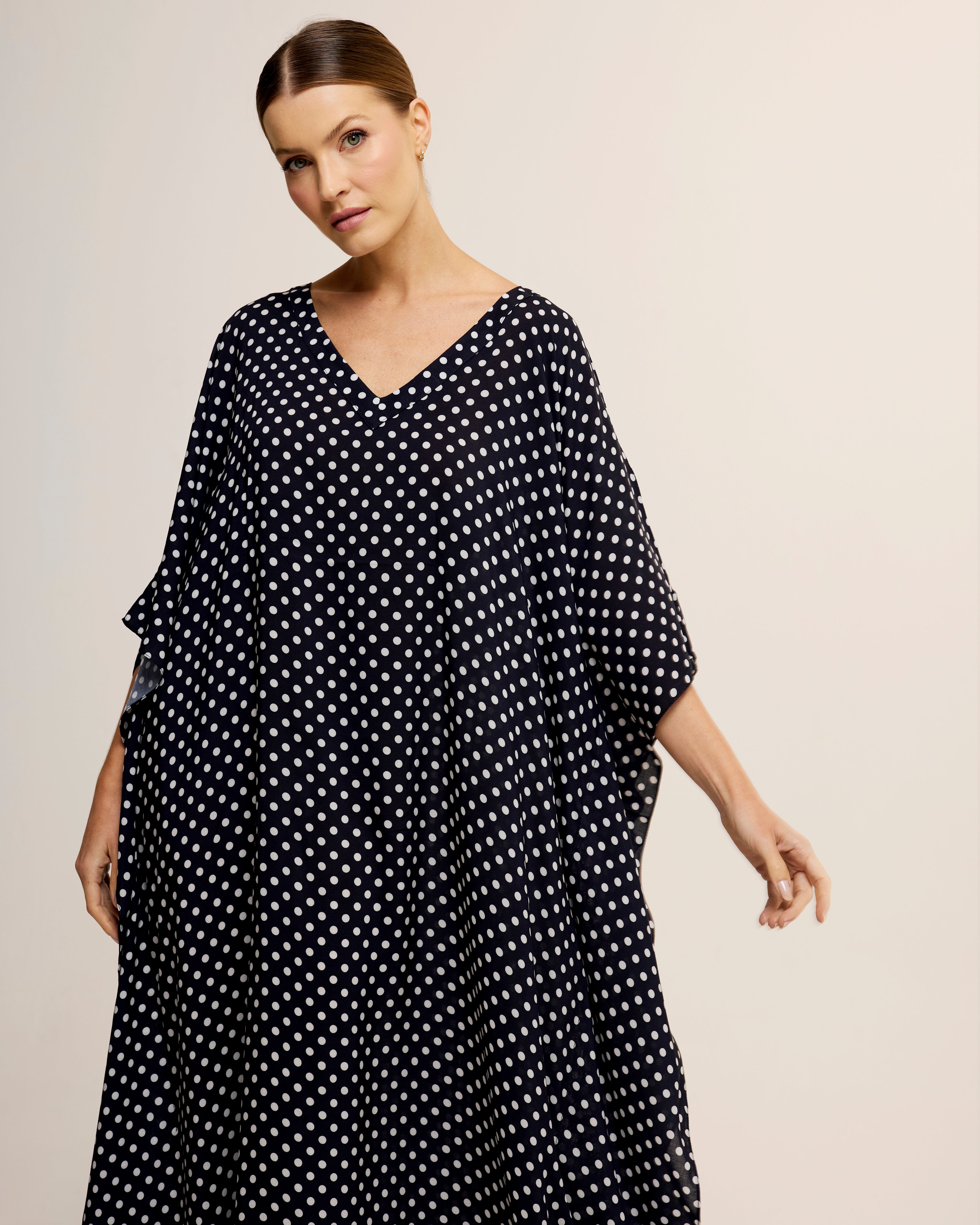 Long viscose polka dot kaftan