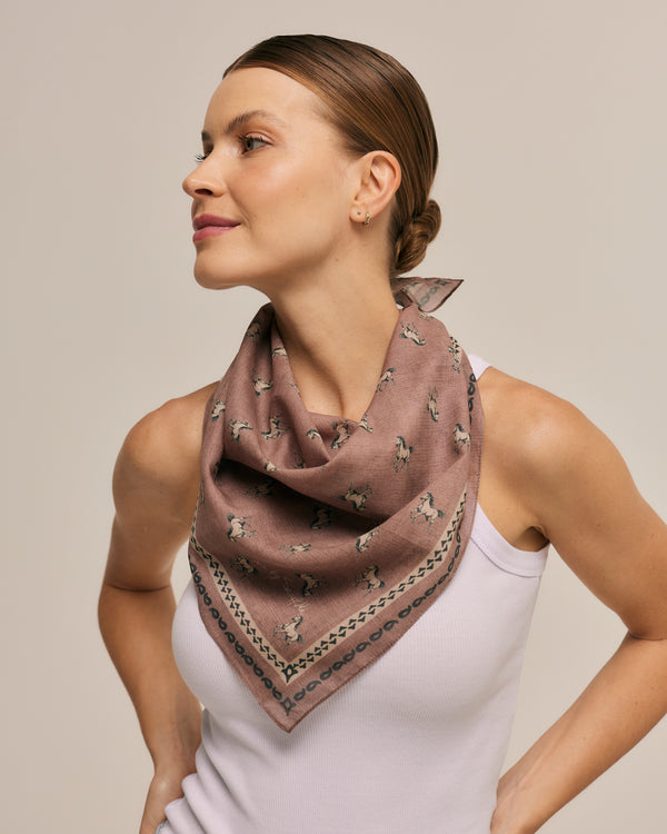 Bandana Gravataria cavalo em algodão | 65x65cm