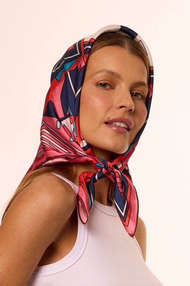 Alícia scarf in polyester satin | 70x70cm