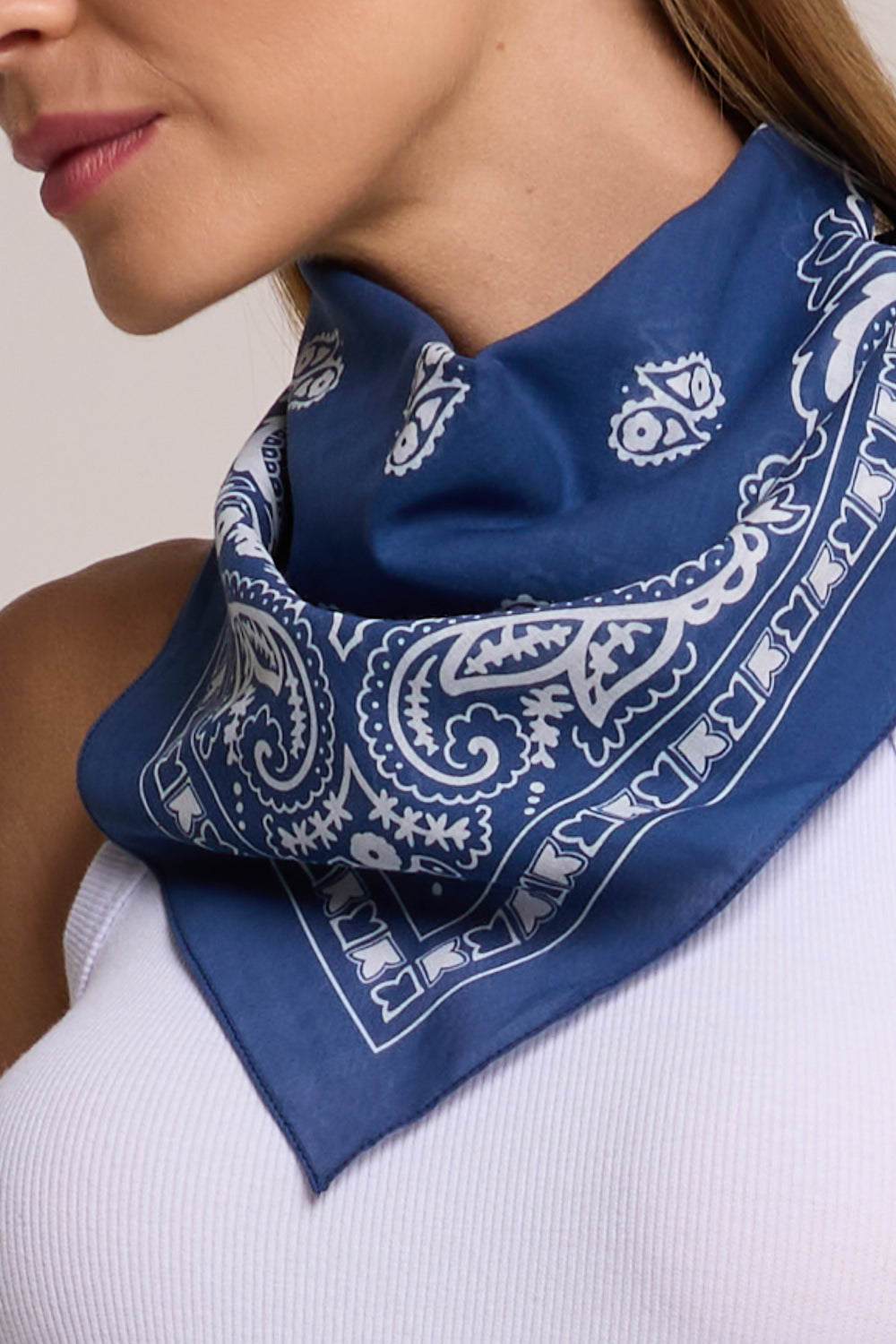 Classic navy blue cotton bandana | 65x65cm