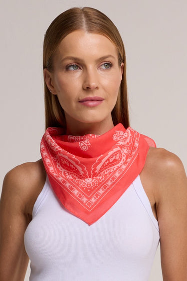 Bandana Clássico pink em algodão | 65x65cm