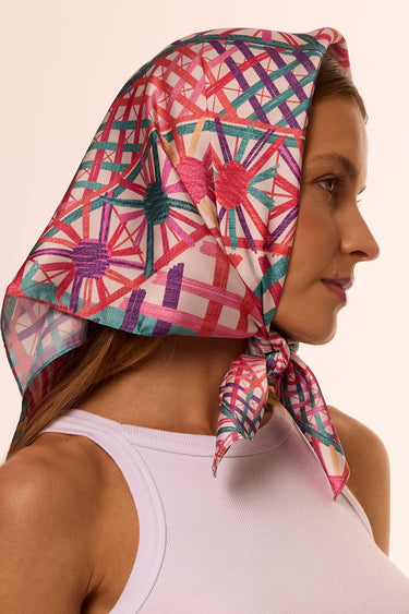 Filé Embroidered Handkerchief in Polyester Satin | 70x70cm