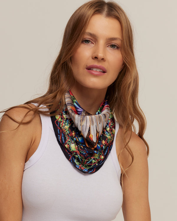 Cocar scarf in polyester satin | 50x50cm