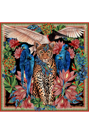 Imagem da estampa do lenço pantanal com arte colorida de animais, incluindo uma onça e araras rodeados de plantas e flores vibrantes em um estilo artístico.
