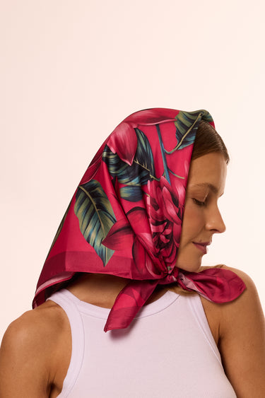 Lenço Flor Flamingo magenta em cetim de poliéster | 70x70cm