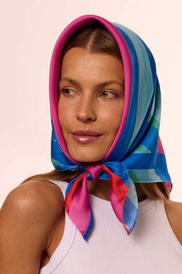 Multicolor striped scarf in polyester satin | 70x70cm