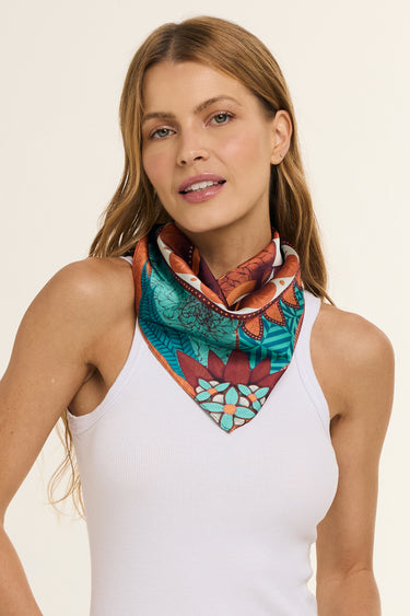 Lenço Touro verde em cetim poliéster | 50x50cm