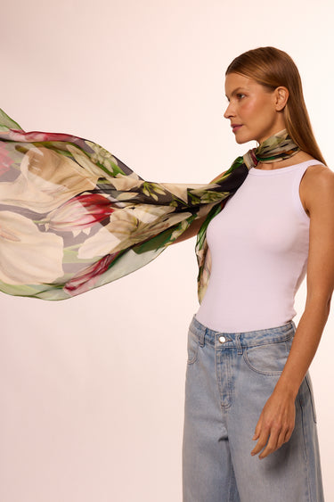 Max lenço Daniela em mousseline de seda | 130x130cm