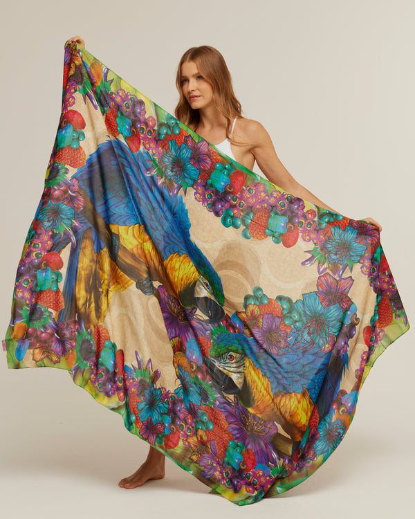 Pareô Arara-azul em viscose | 130x200cm