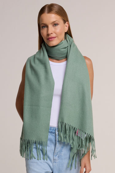 Green tea pashmina with a wool touch