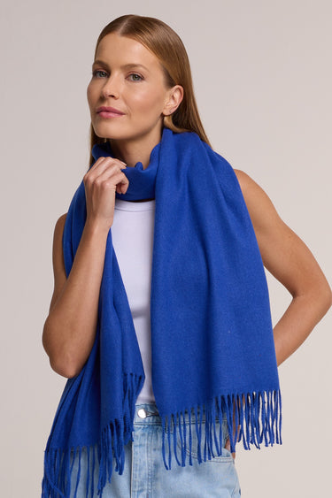 Pashmina azul royal em toque de lã